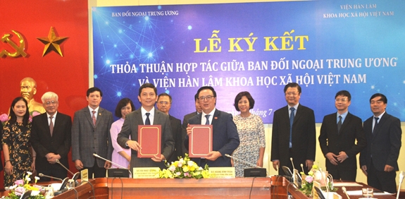 Ký kết thỏa thuận hợp tác giữa Ban Đối ngoại Trung ương và Viện Hàn lâm Khoa học xã hội Việt Nam